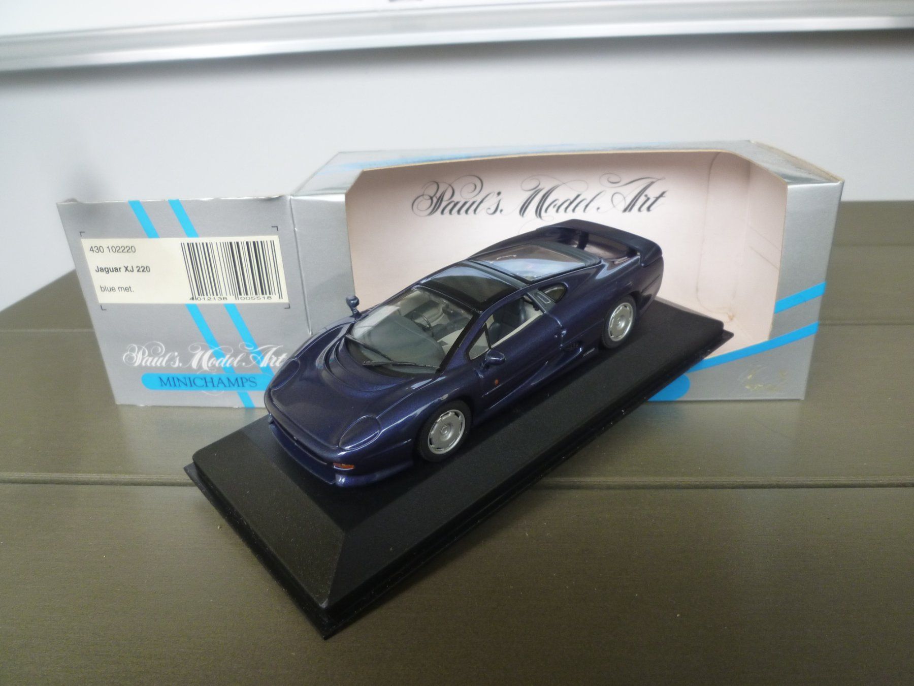 Jaguar Modellini d'auto: Jaguar XJ220 – Nuovo e nell'imballaggio originale da Flawil venduto da Imperiosud