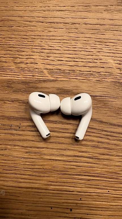 Cuffie: Apple AirPods Pro 2  – Usato da Heimiswil venduto da gra_25p2 3