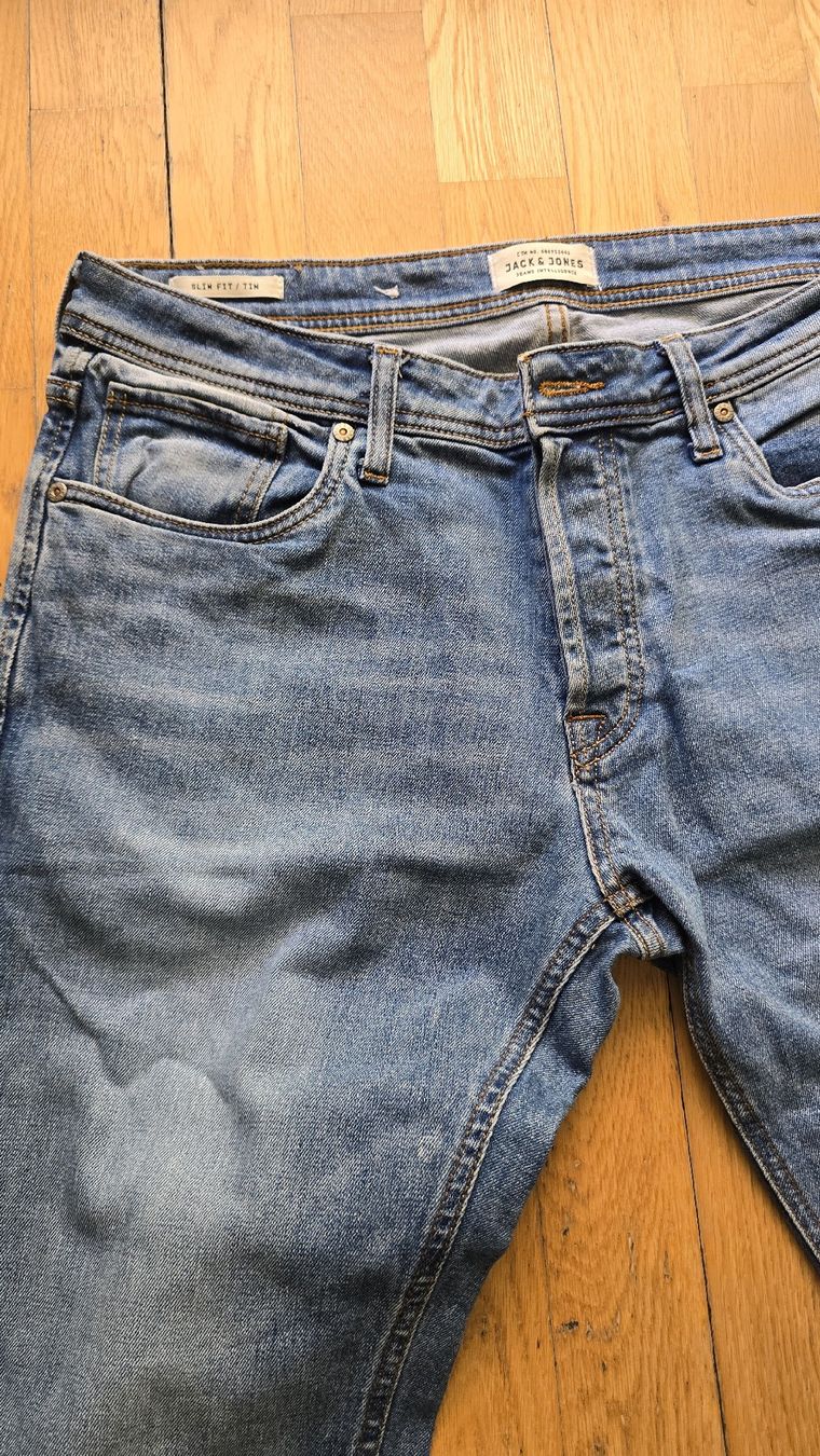Jack & Jones Jeans: Jack & Jones Herren Jeans Gr. 34/32  – Usato da Emmenbrücke venduto da meu_2j8p 3