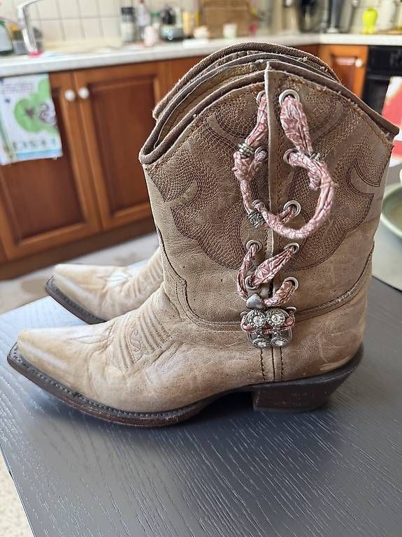 Damenschuhe: stivali da cowboy  – Gebraucht aus Agno von sal_pbv8 2