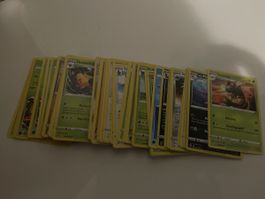 Pokémon Sammelkarten Konvolut diverse Typen Rare