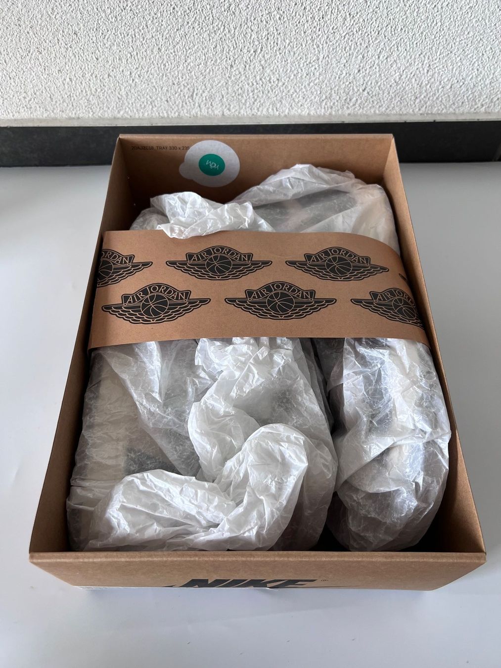 Jordan Scarpe da uomo: Original PSG Jordan 1 High Grösse 42 – Nuovo e nell'imballaggio originale da Frauenfeld venduto da isa_9cy7 6