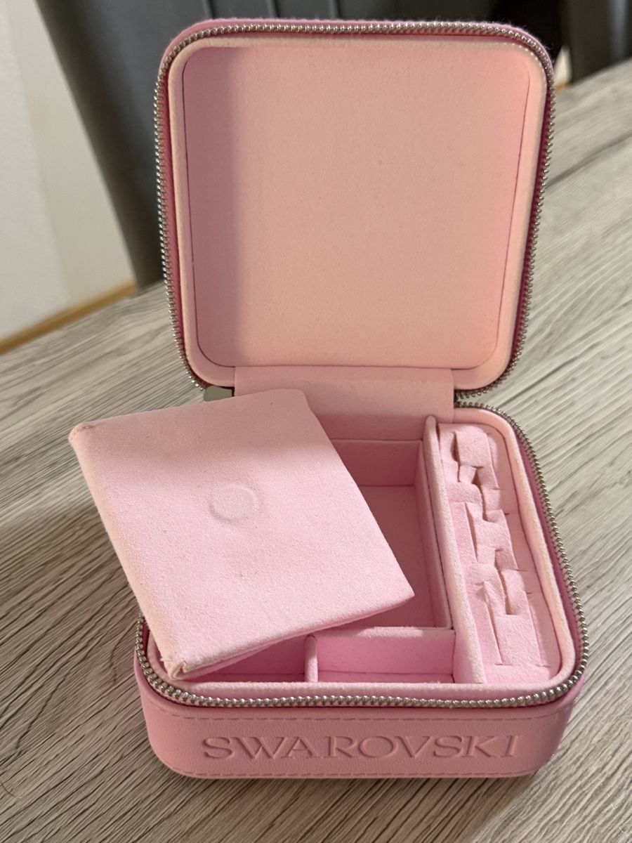 Coffrets à bijoux: Swarovski Schmuckbox Rosa neuwertig – Neuf (Voir description) à Wettingen par Joelds98 1