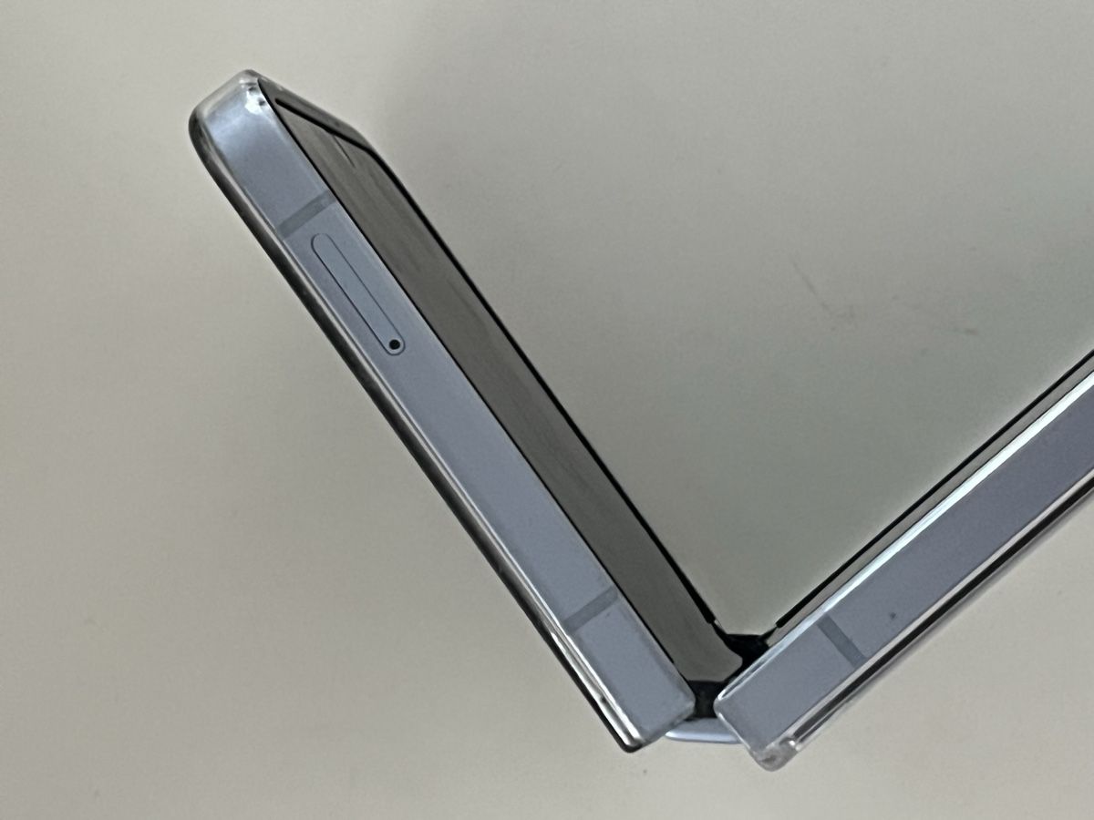 Samsung Handys / Smartphones: Samsung Galaxy Z Flip 6 – Gebraucht aus Zürich von cec_d996 3