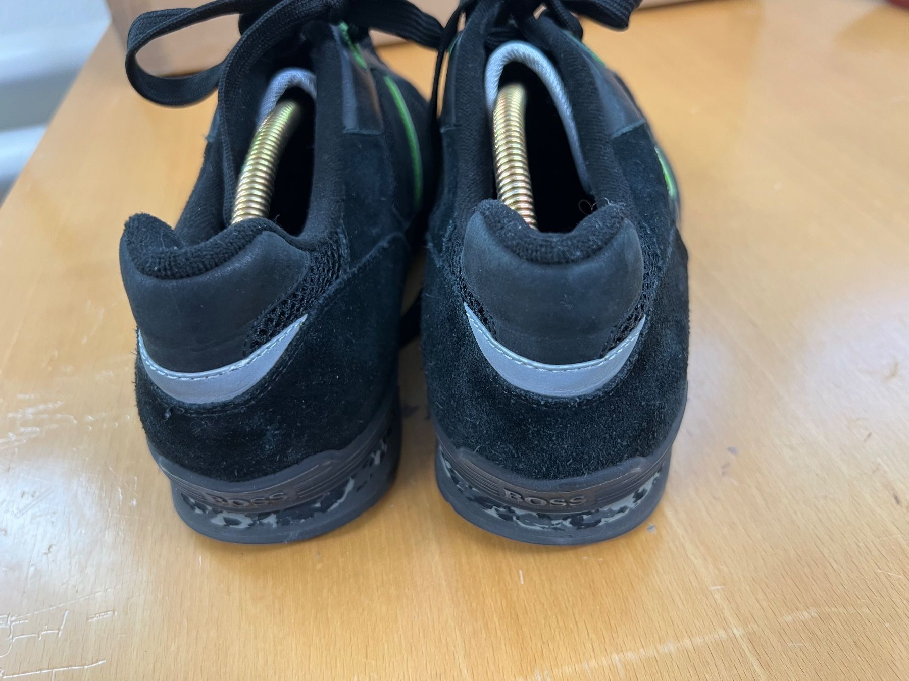 Hugo Boss Scarpe da uomo: BOSS Herren Sneaker Gr. 42 – Usato da Basel venduto da La.Bonne.affaire 2