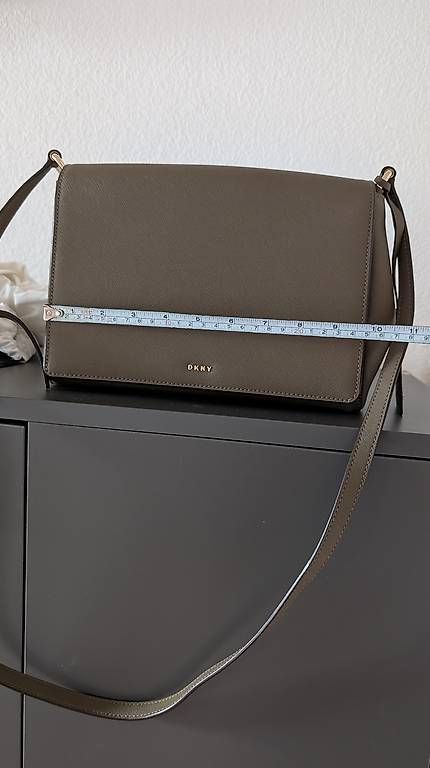 Borse da donna: DKNY Handtasche – Nuovo (secondo la descrizione) da Würenlos venduto da jr_wrnls 2