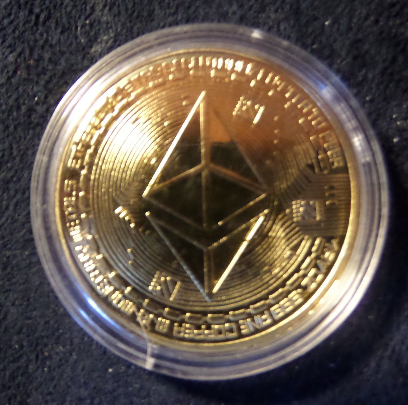 Tutti le monete: Médaille COLLECTOR COIN - ETHERUM CRYPTO – Nuovo e nell'imballaggio originale da Nyon venduto da an54 1