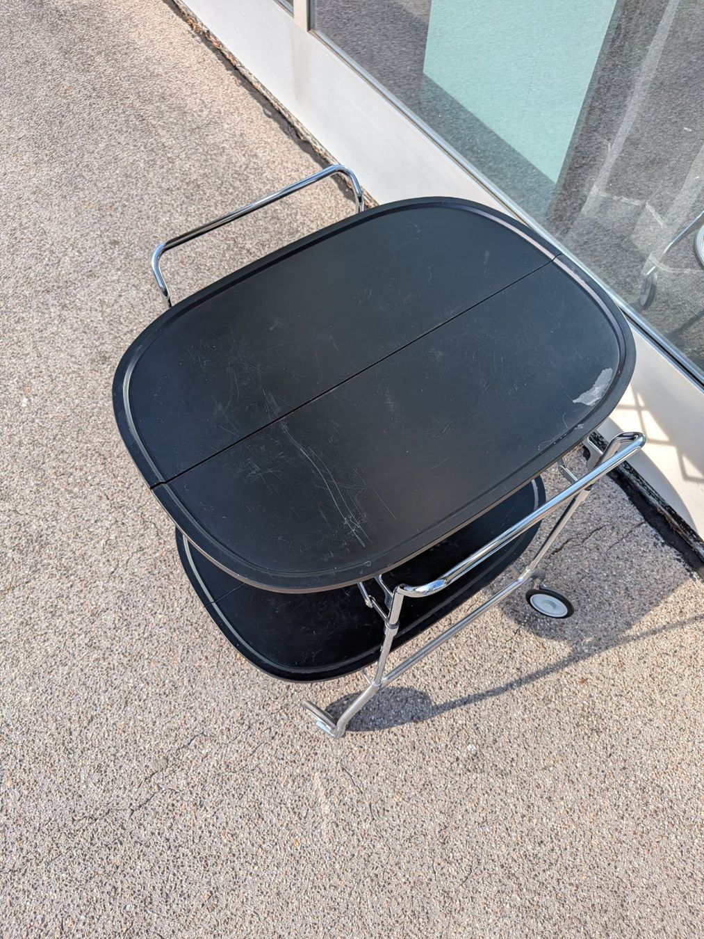 Kartell Carrelli di servizio: Kartell Servierwagen defekt – Difettoso da Emmen venduto da Brockofsky 1