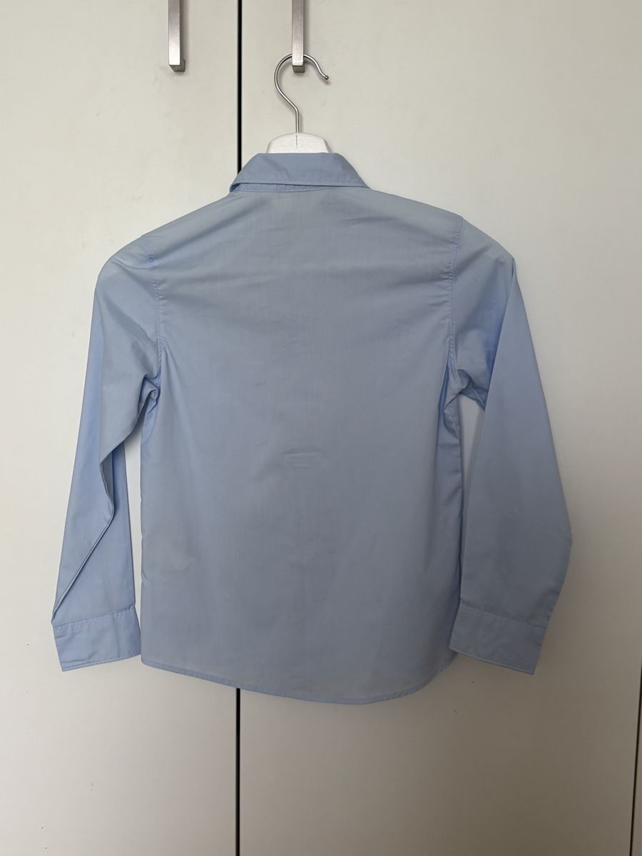 H&M Camicie, T-shirt & Polo: H&M Hemd 134 hellblau – Usato da Wintersingen venduto da Symphoricarpos 1