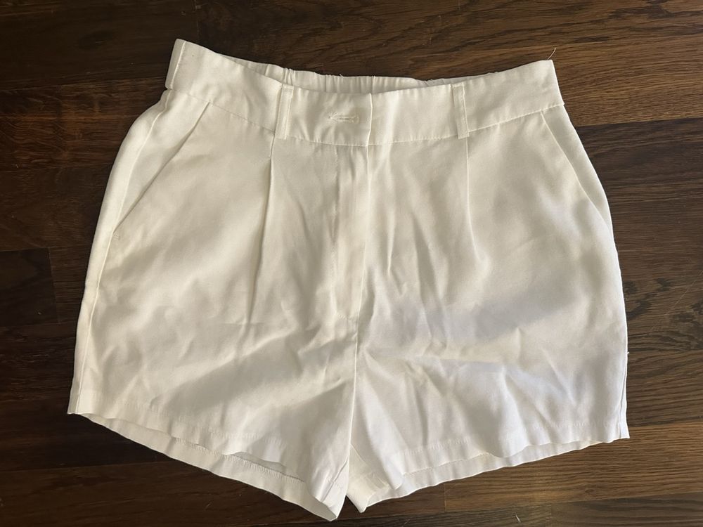 Lots de vêtements: Shorts – D'occasion à Villmergen par mel_5ywd 1