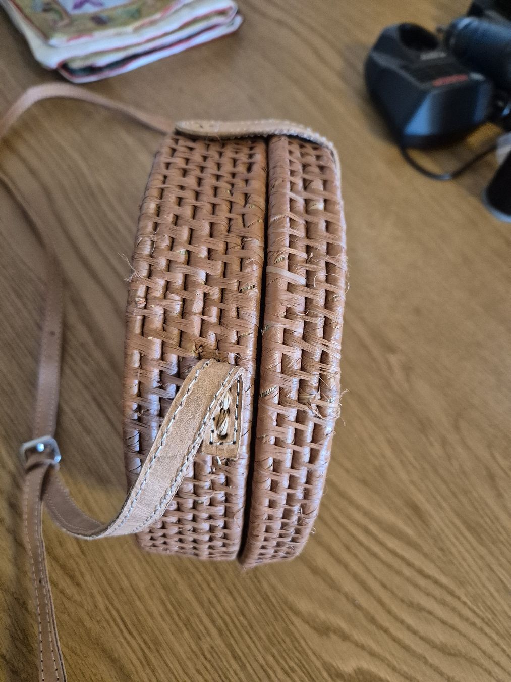 Taschen für Damen: Rattantasche mit Muschel – Gebraucht aus Goldach von Mona.93 2