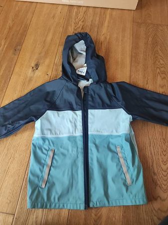 Regenjacke / 104 / nicht gefüttert