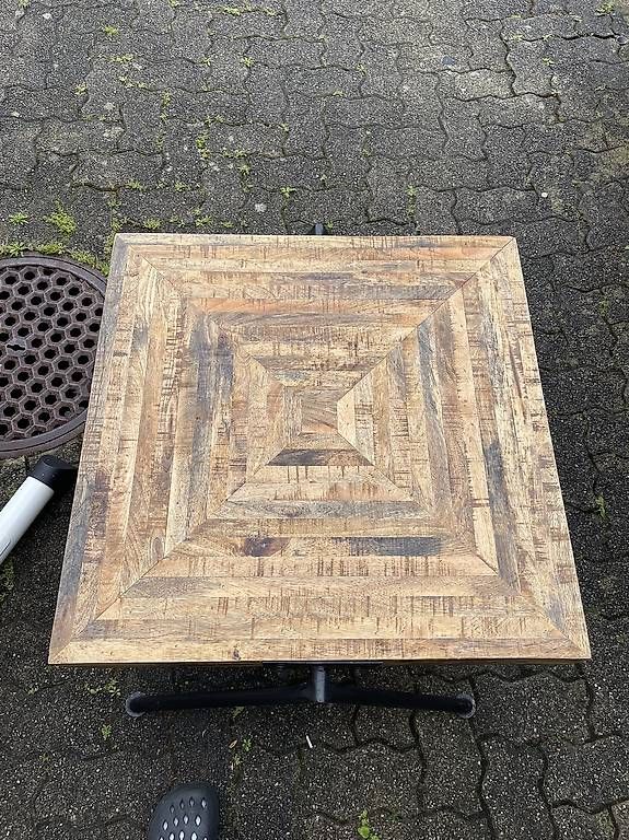Tables: Holztisch + Laufvelo  – D'occasion à Lausen par man_7yld 2
