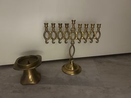 Chanukka Kerzenständer 9-armig + Kerzenhalter Messing