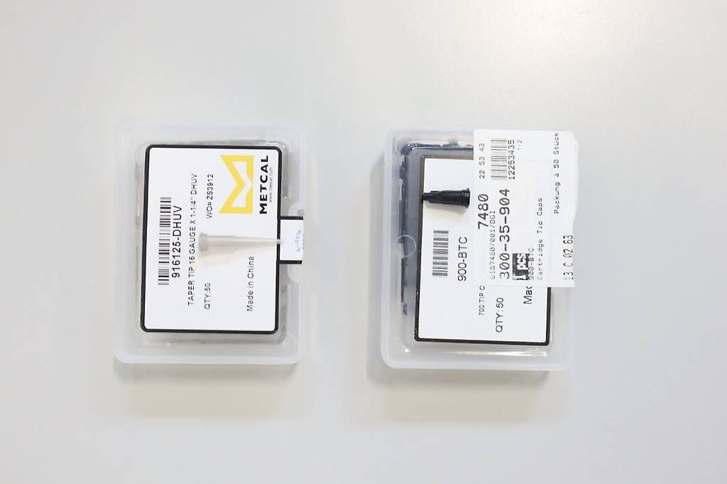 Tous les outils: Dispenser digitale per colle e resine Metcal in ottimo stato – D'occasion à Riazzino par B-LABS 2