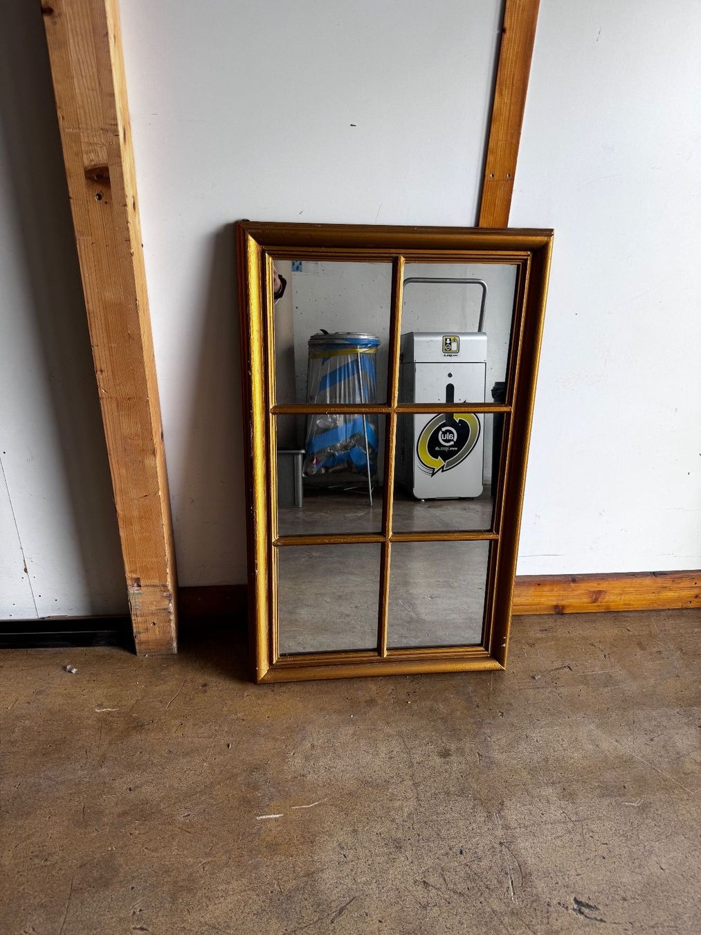 Specchi: Vergoldeter Spiegel im Fenster-Design – Usato da Dübendorf venduto da sdbu-frappant