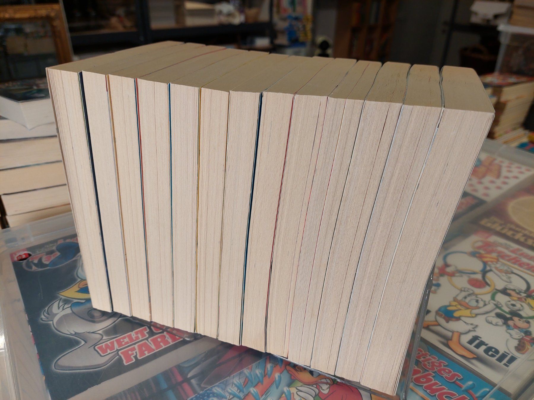 BD: Lustiges Taschenbuch LTB 346-358 – D'occasion à Oberwil b. Zug par PrimaryBlue 1