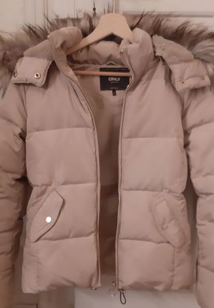 ♦️SALE♦️NEU! Winterjacke mit abzihebarer Kapuze/Pelz Gr.S