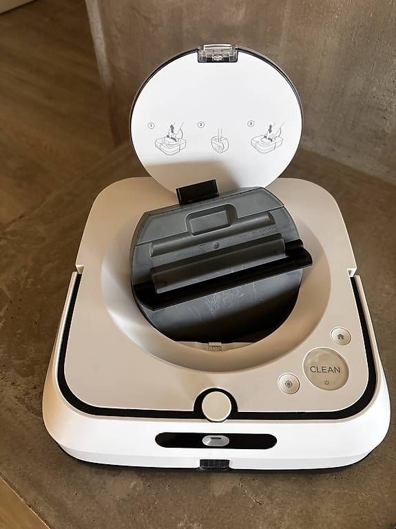 Aspirateurs & Accessoires: IRobot Braava Jet M6 – D'occasion à Orbe par Olison240606 2
