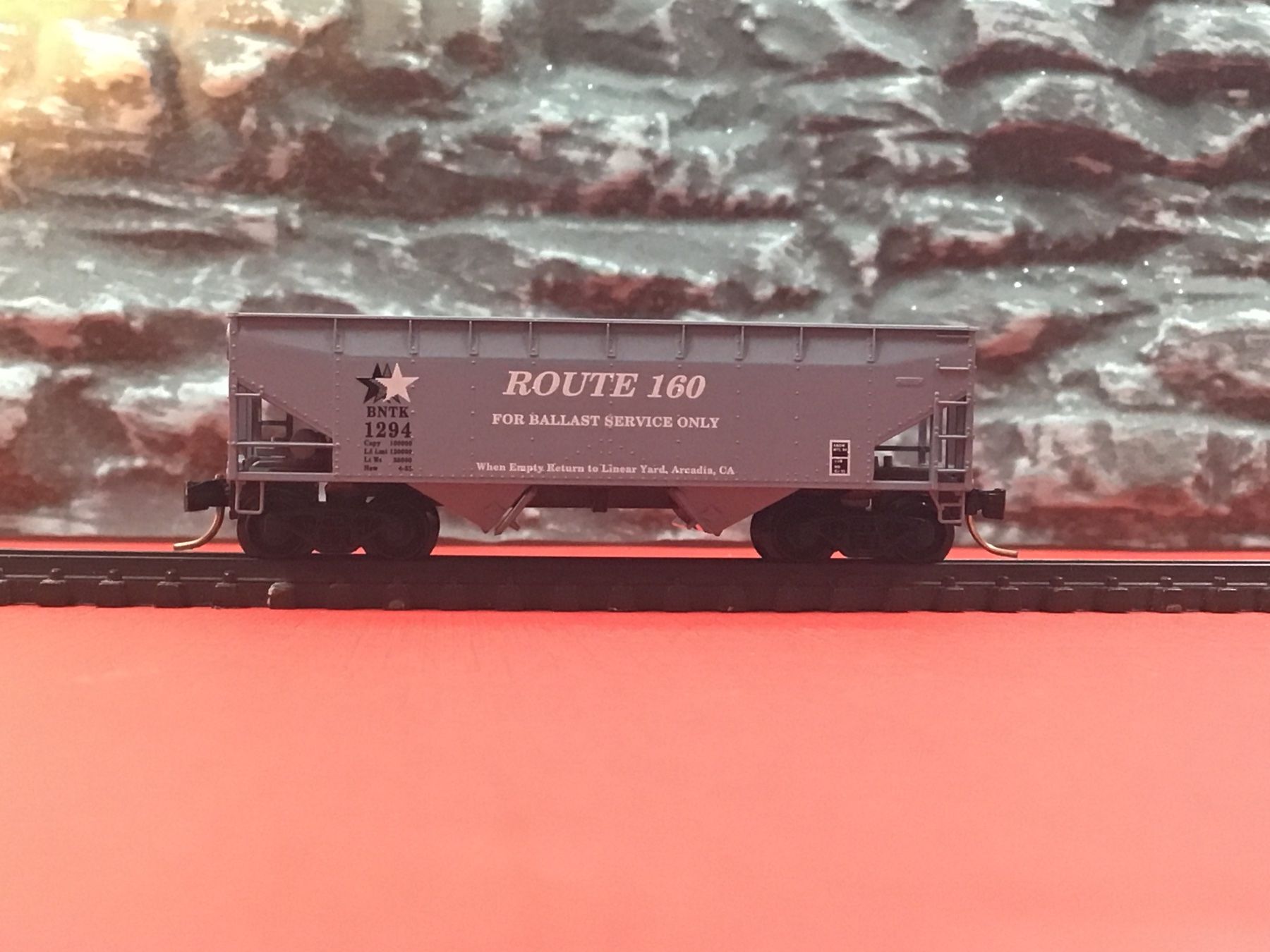 Micro Trains Line Modelleisenbahnen: MICRO TRAINS LINE GÜTERWAGEN SPUR N – Gebraucht aus Männedorf von Modellbau-wyss 1