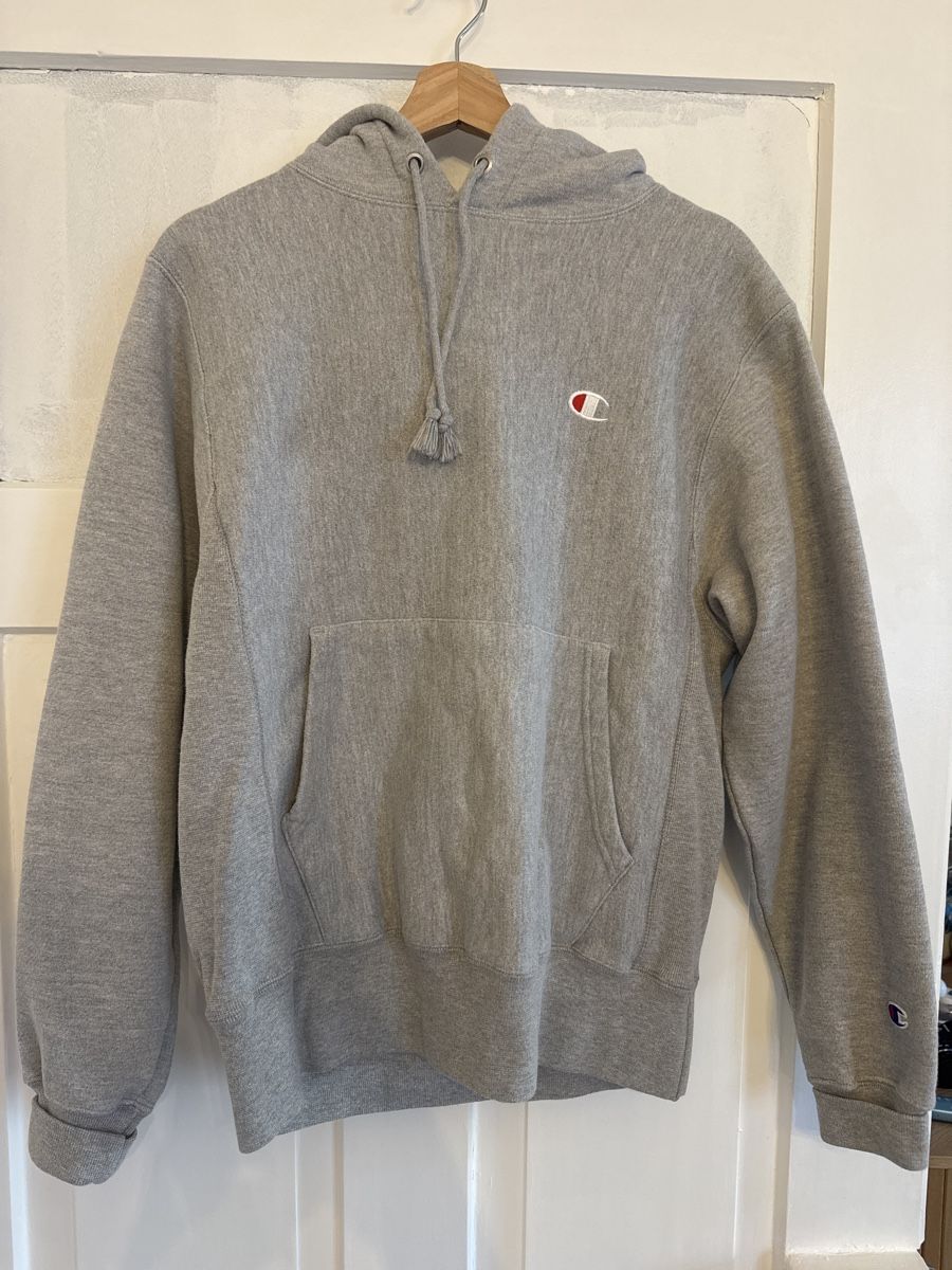 Champion Maglioni & Felpe: Champion Reverse Weave Kapuzenpullover grau Grösse S – Usato da Zürich venduto da strickliesel1996
