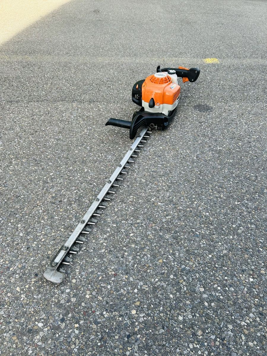 Stihl Tutti gli attrezzi: Heckenschere Stihl HS 87 R – Usato da Würenlos venduto da Shop_Shop 1