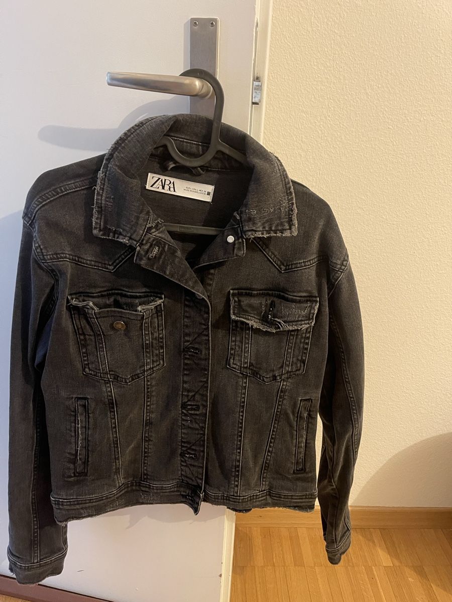 Zara Giacche: Zara Jeansjacke schwarz – Usato da Zürich venduto da ser_wdc7 2