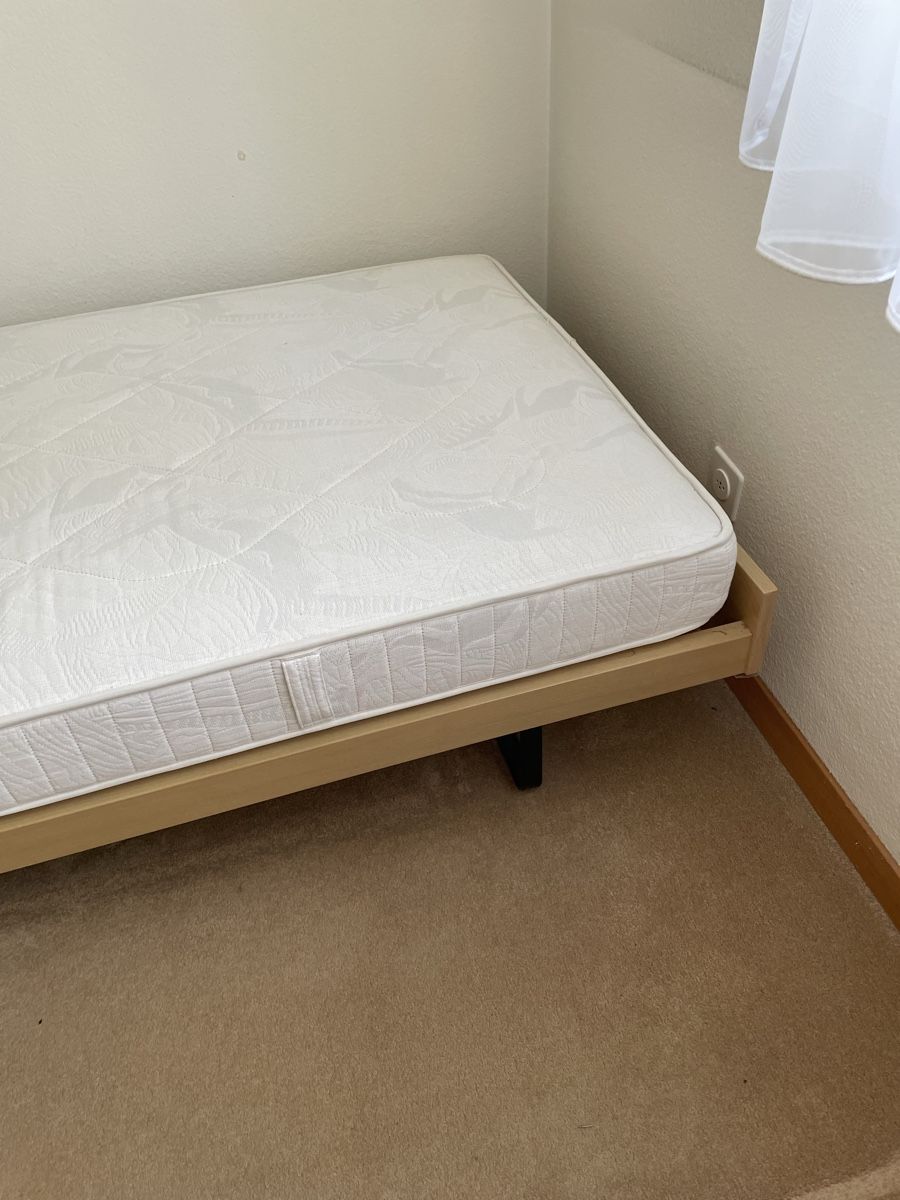 Lits: Bett – D'occasion à Schaffhausen par wunderpraechtig 1