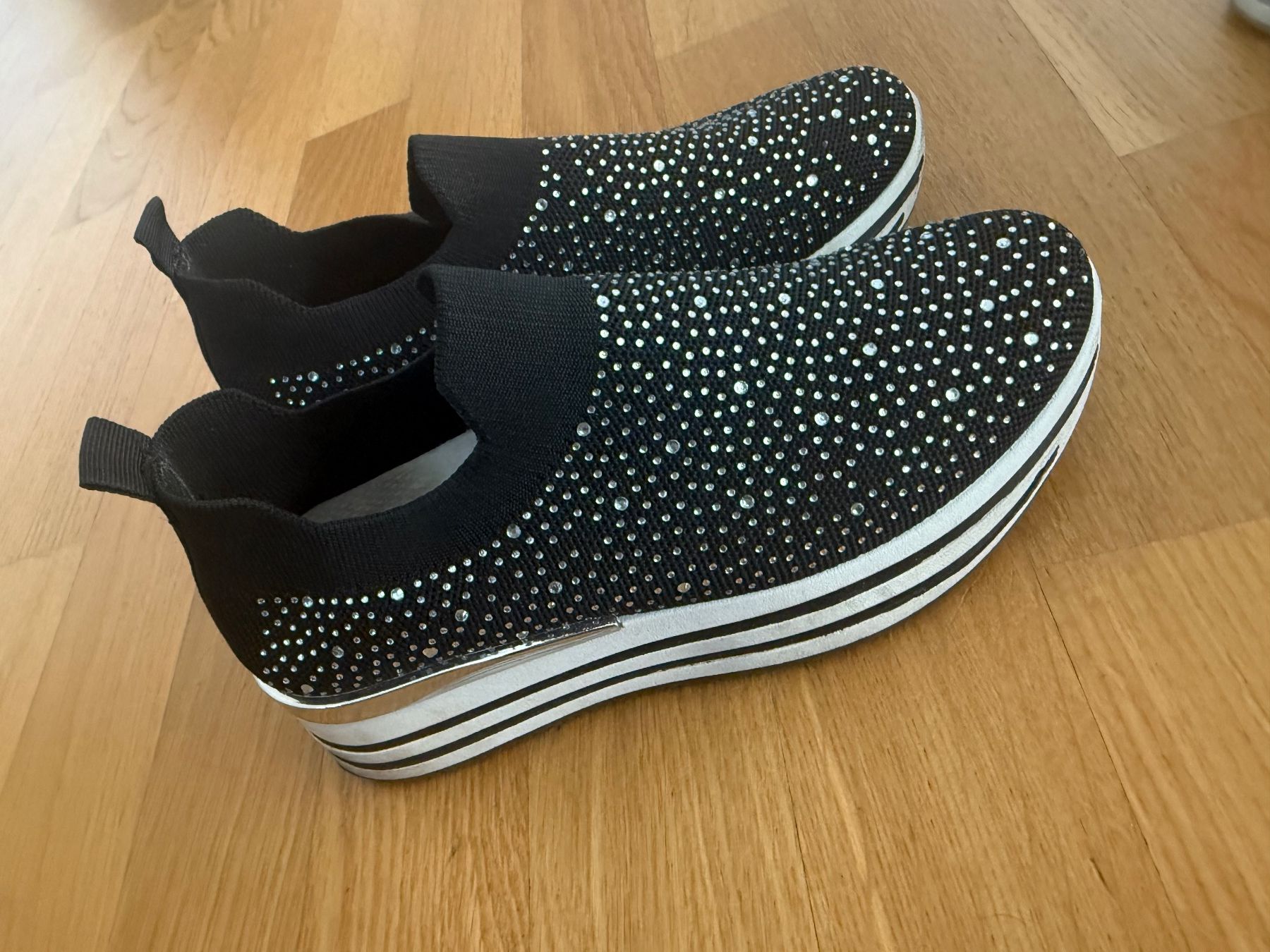 Scarpe da donna: Damenschuhe Grösse 36 – Usato da Thal venduto da Manhut