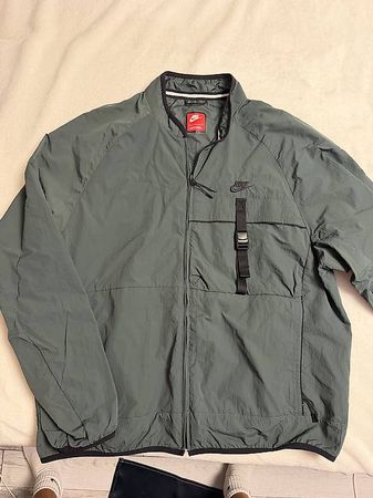 Notverkauf  heute abzuholen Original Nike Jacke