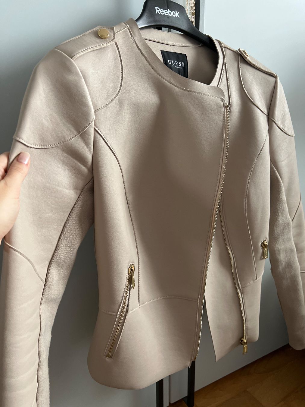 Guess Giacche: Guess Kunstlederjacke – Usato da Wangen an der Aare venduto da ram_mwq9 7