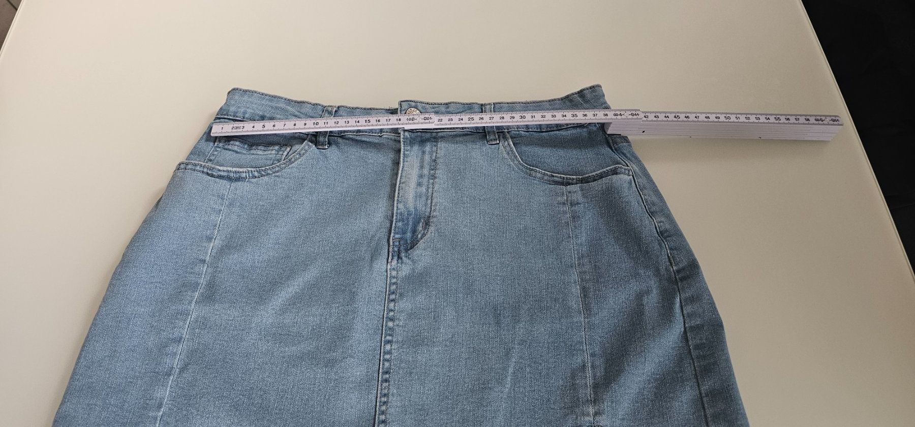 Gonne: Coole Jeansrock in hellblau, Gr. L – Usato da Azmoos venduto da Jadejo 1