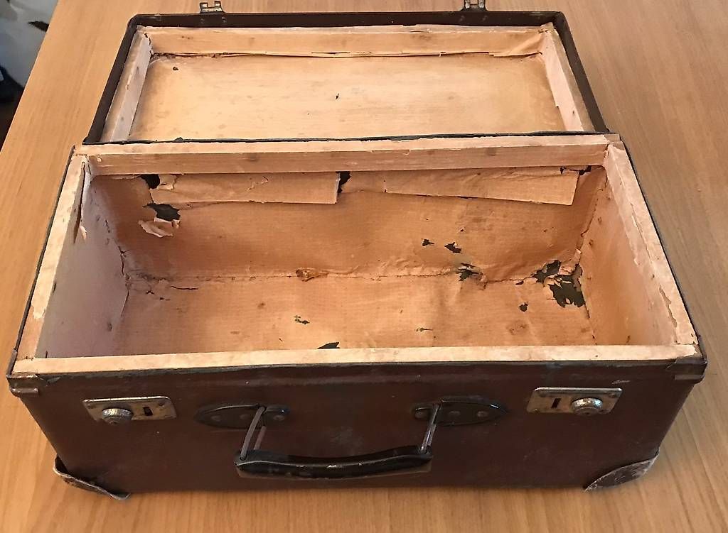 Valises de voyage: Deko Koffer antik – D'occasion à Luterbach par roxy_world 1