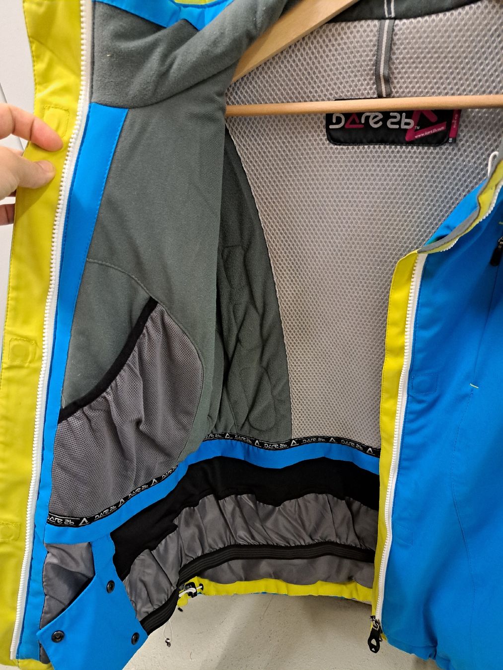 Jacken: Skijacke Gr. 40/L – Gebraucht aus Nürensdorf von Janinejuli 1