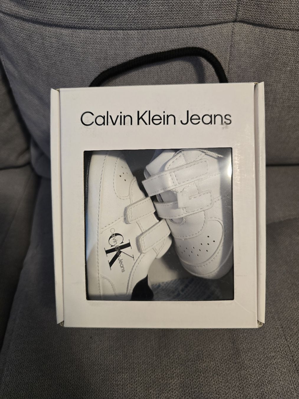 Calvin Klein Scarpe per ragazzi: Baby schuhe – Nuovo e nell'imballaggio originale da Luzern venduto da Joaomassano 2