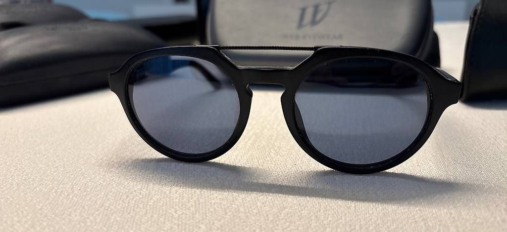 Brillen & Gläser: Sonnenbrille Web – Gebraucht aus Zumikon von gaetanopetrocelli