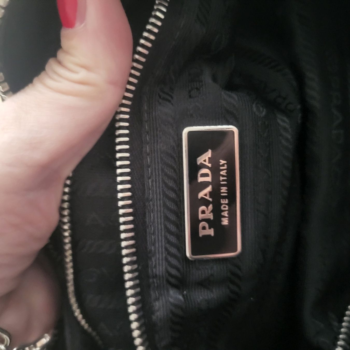 Prada Taschen für Damen: Prada Tasche Leder – Gebraucht aus Rickenbach b. Wil von diepe 5