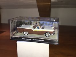 Ford Fairlane 1/43 Die another Day BOND 007