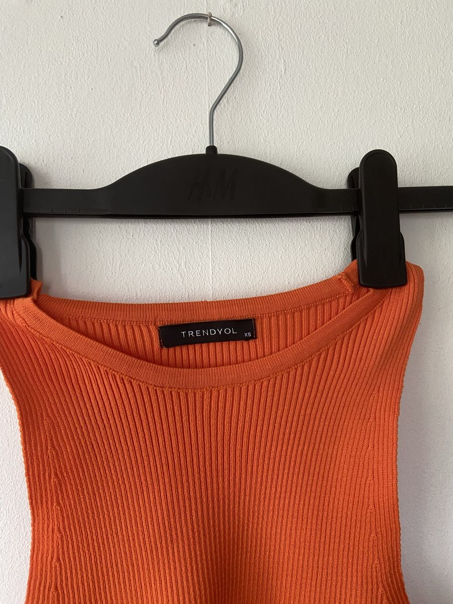 Top: Tanktop orange – Nuovo (secondo la descrizione) da Zürich venduto da cas_x6pw 1