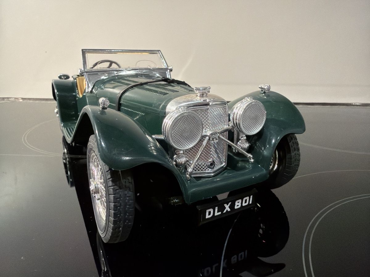 Bburago Modellini d'auto: Jaguar 100 SS - 1/18 - Bburago – Usato da Wolfwil venduto da Rolex1 5