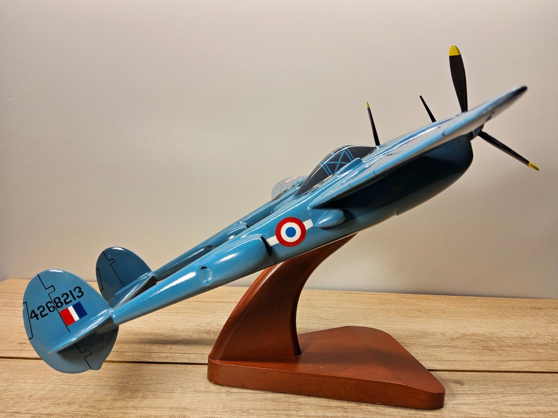 Lockheed Kit di modellismo & Modellini statici: Lockheed P-38 Lightning __ Saint-Exupéry __ edles Holzmodell – Usato da Uerikon venduto da Airport68 6