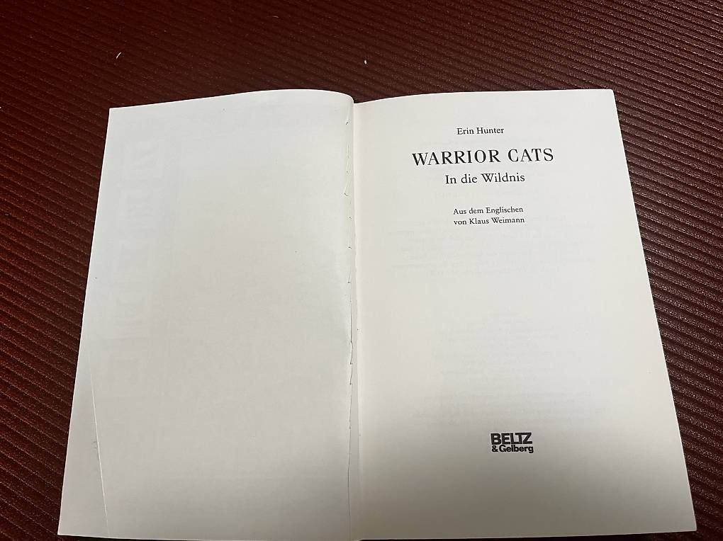 Bücher: Warrior Cats Bücher(1-9) – Gebraucht aus Rheinau von Orcas 2