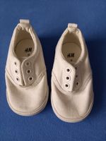 Sommerschuhe / Hausschuhe weiss Gr. 22