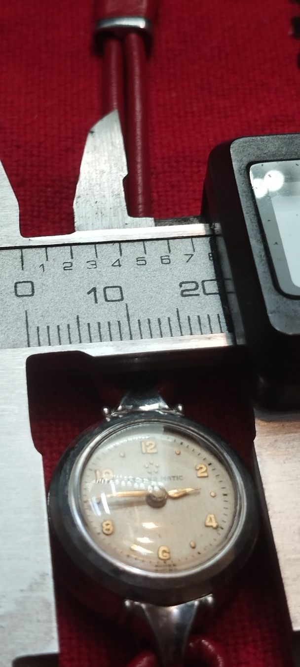 Eterna Orologi: Montre eterna matic – Usato da La Chaux-de-Fonds venduto da jac_9llg 9