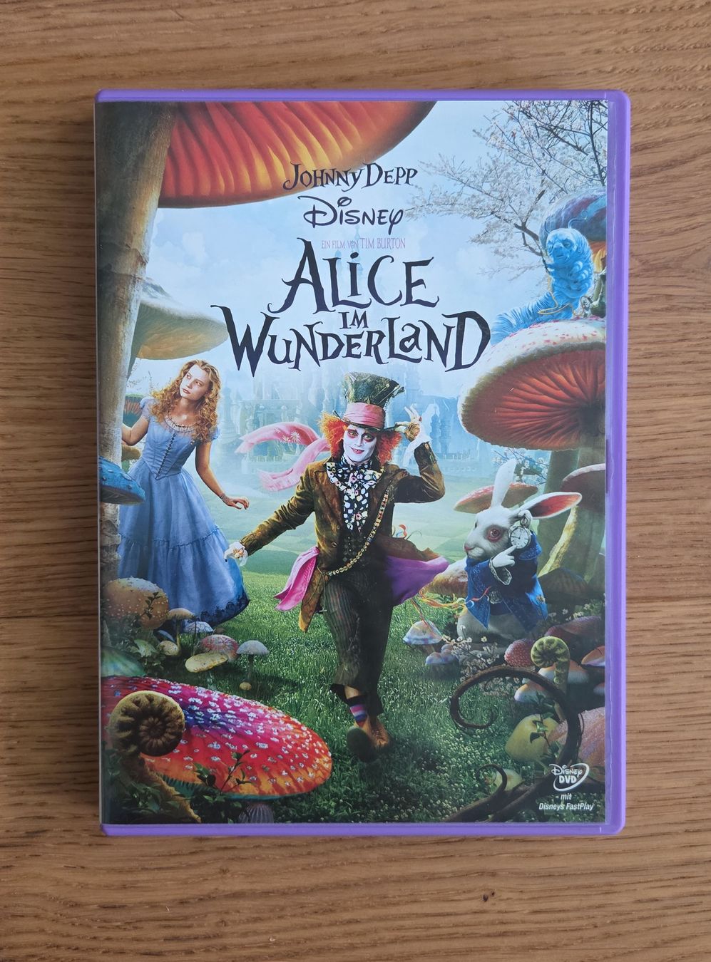 Alle DVDs: DVD Alice im Wunderland – Gebraucht aus Menznau von ron_9xnf