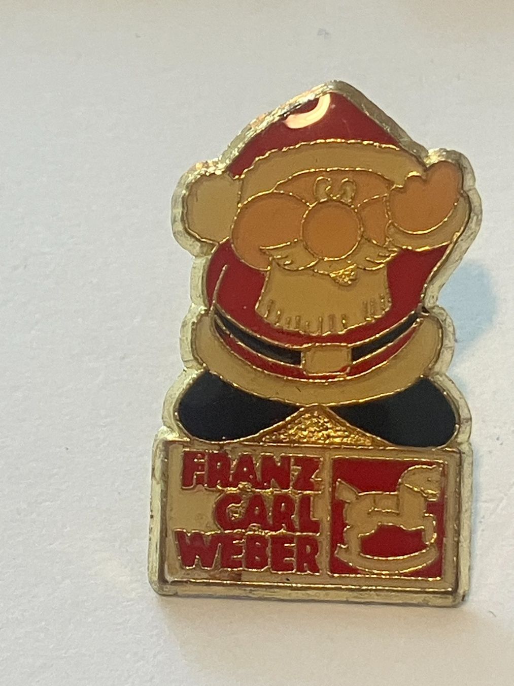 Placchette & Badge: 1 Pin Franz Carl Weber – Usato da Basel venduto da djwwpp
