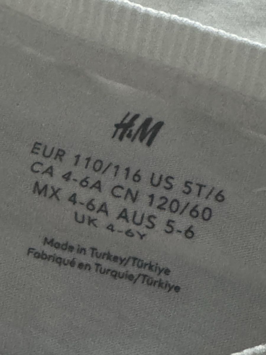 H&M Lotti & Set di vestiti: H&M Mädchen Paket, Gr. 110/116, Kitty& Stitch – Usato da Aarburg venduto da manju2007 3