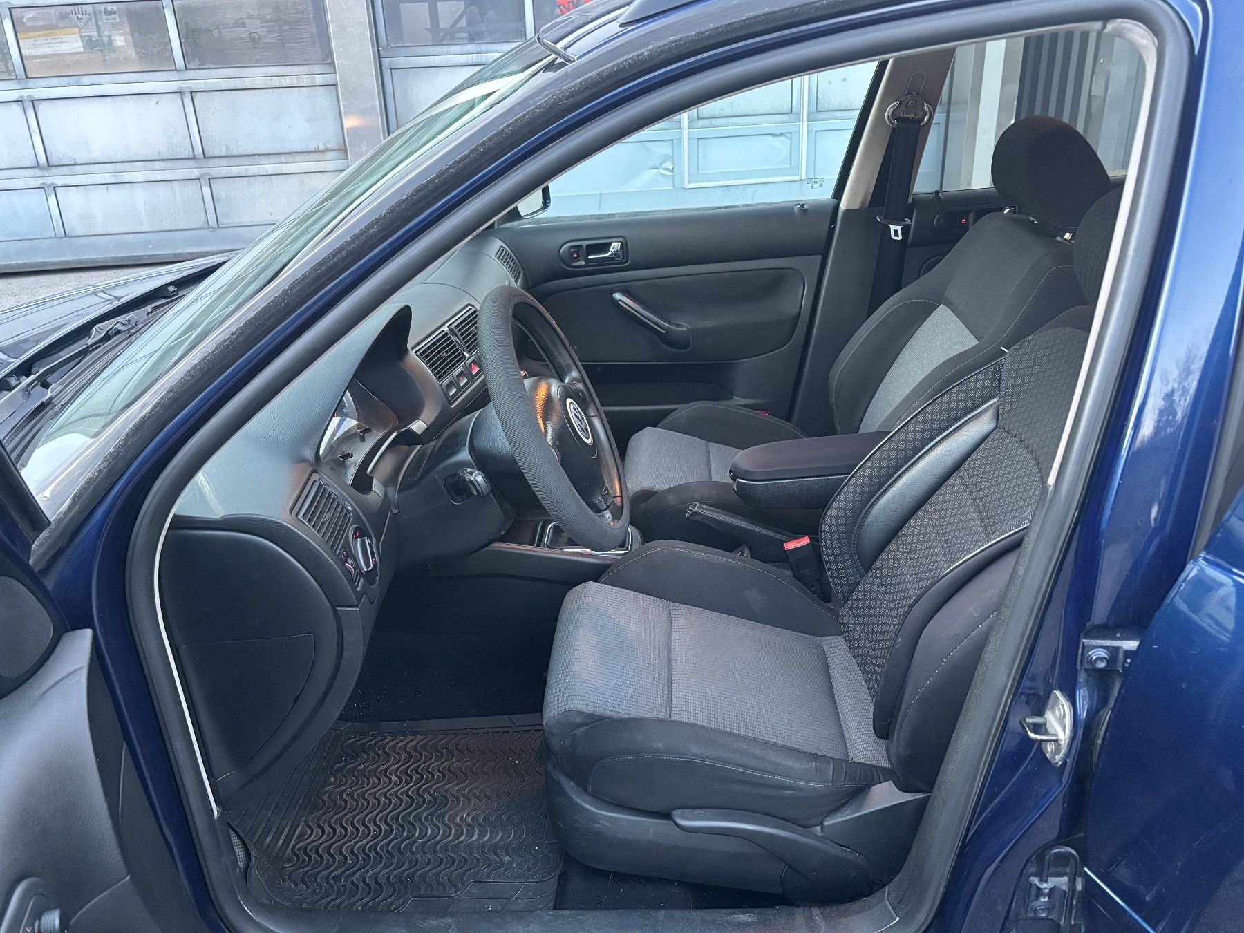 VW Automobili: VW Golf 1.9 TDI – Usato da Samedan venduto da bru_8lnm 5