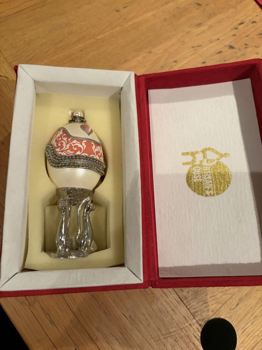 Coffrets à bijoux: boîte à bijoux en forme d'œuf – D'occasion à Echallens par leo_dk2d
