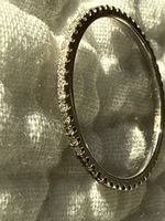 Damenring Gold 375 mit Diamantsplitter, sehr schmal